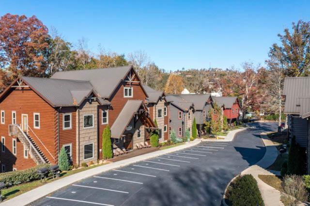 The Mighty Crabapple Manor By Stony Brook Cabins แกตลิงเบิร์ก ภายนอก รูปภาพ