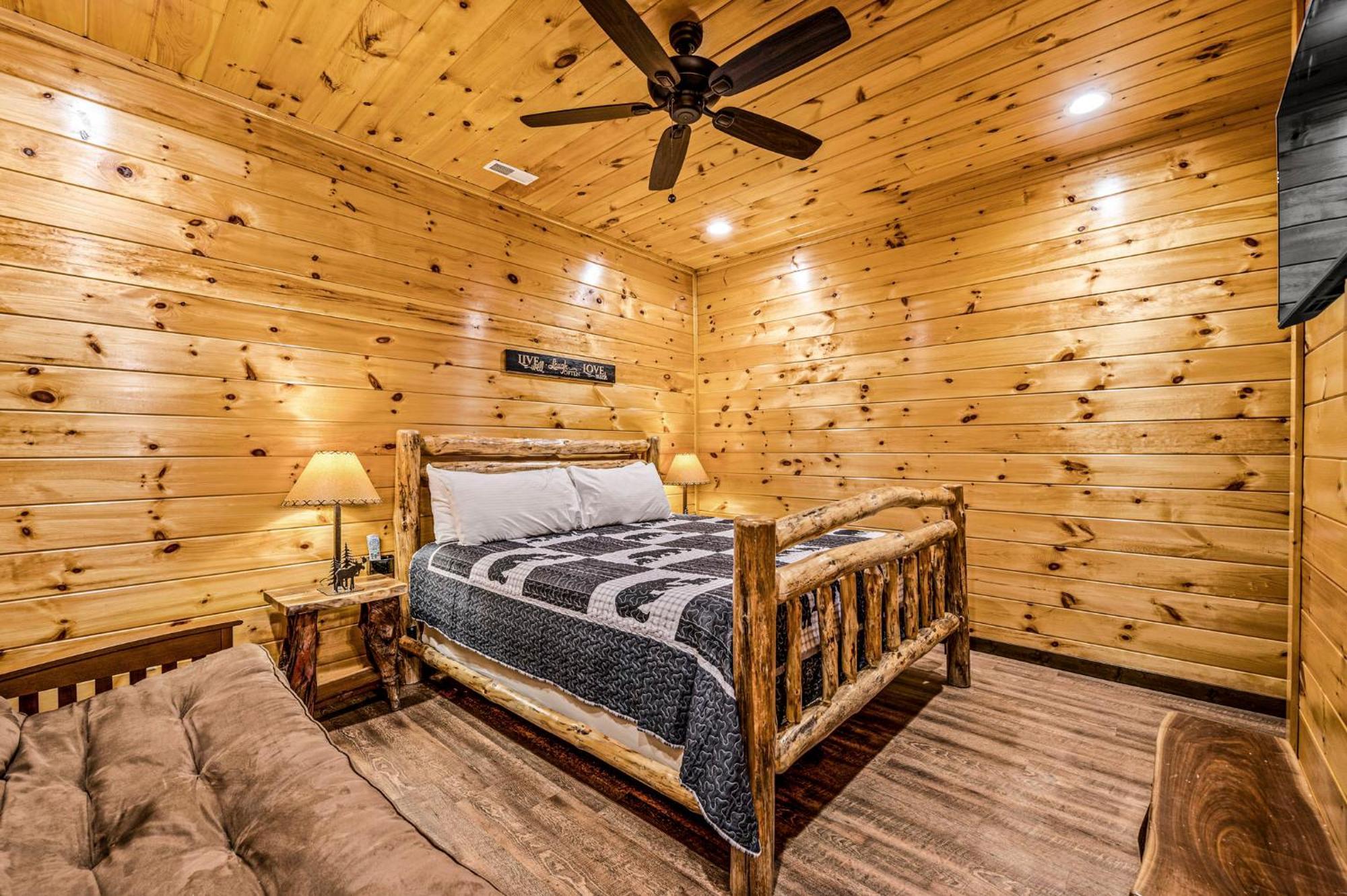 The Mighty Crabapple Manor By Stony Brook Cabins แกตลิงเบิร์ก ภายนอก รูปภาพ